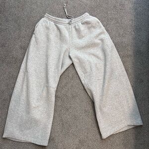 Zara Womans Wide Leg Sweatpants